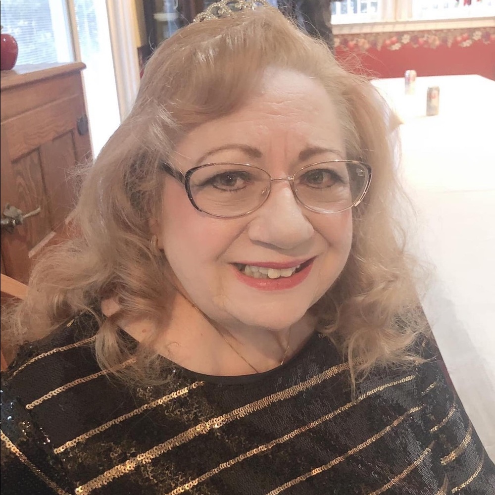 Meet your Posher, Carol